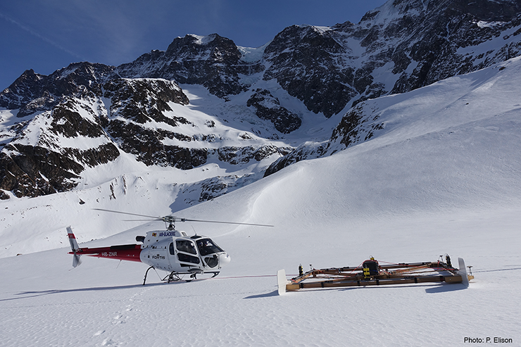 Zwischenstopp während den Messungen auf dem Kanderfirn im April 2019. 